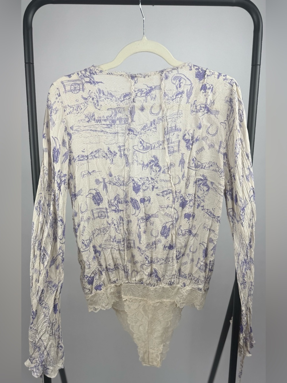 Free People Intimately Everything’s Rosy Bodysuit M Rodeo Print Lace Trim - Picture 6 of 8